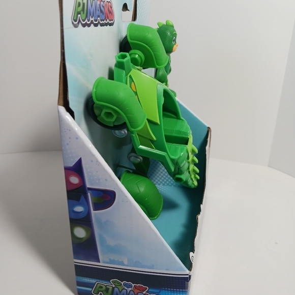 PJ Masks Gekko Mobile w/ Gekko Figure - Picture 3 of 3
